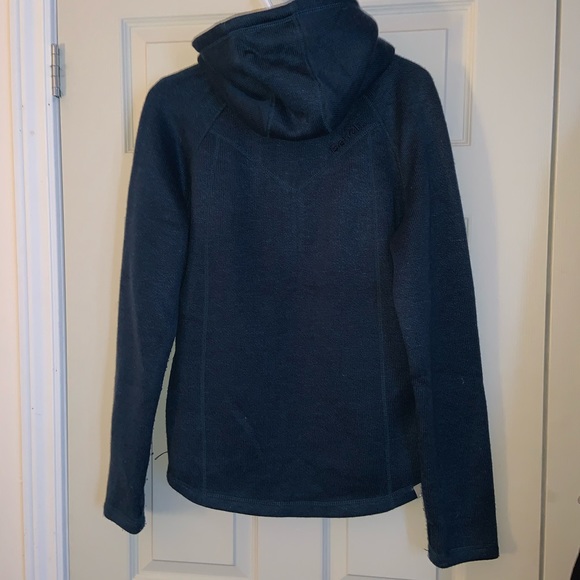 Warm Bench sweater - Picture 2 of 9